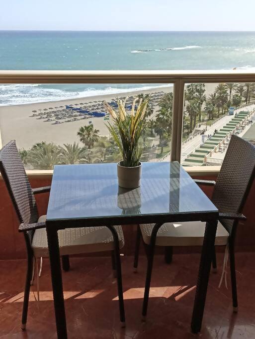 Estudio Miramarprimera Linea Playa Amazing Views Benalmádena Eksteriør billede